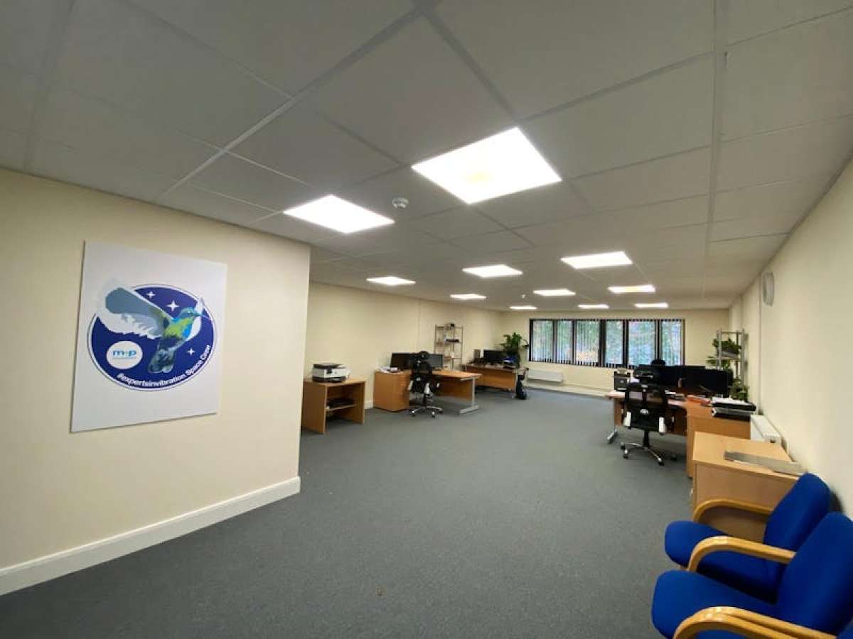 Office in Bordon - photo 2