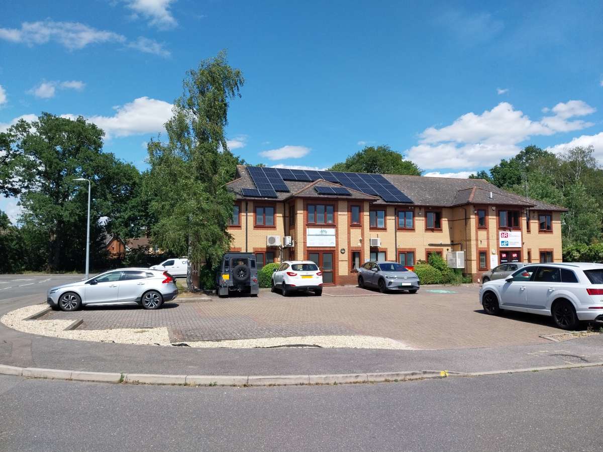 Office in Lincoln - photo 2