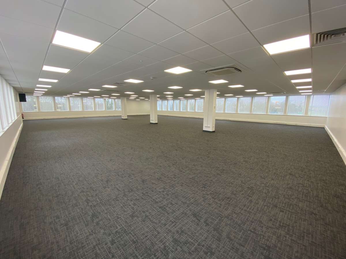 Office in Gloucester - photo 2