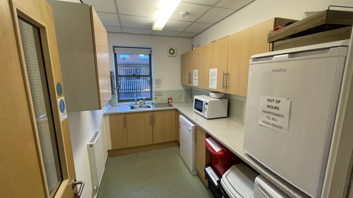 Office in Leamington Spa - photo 3