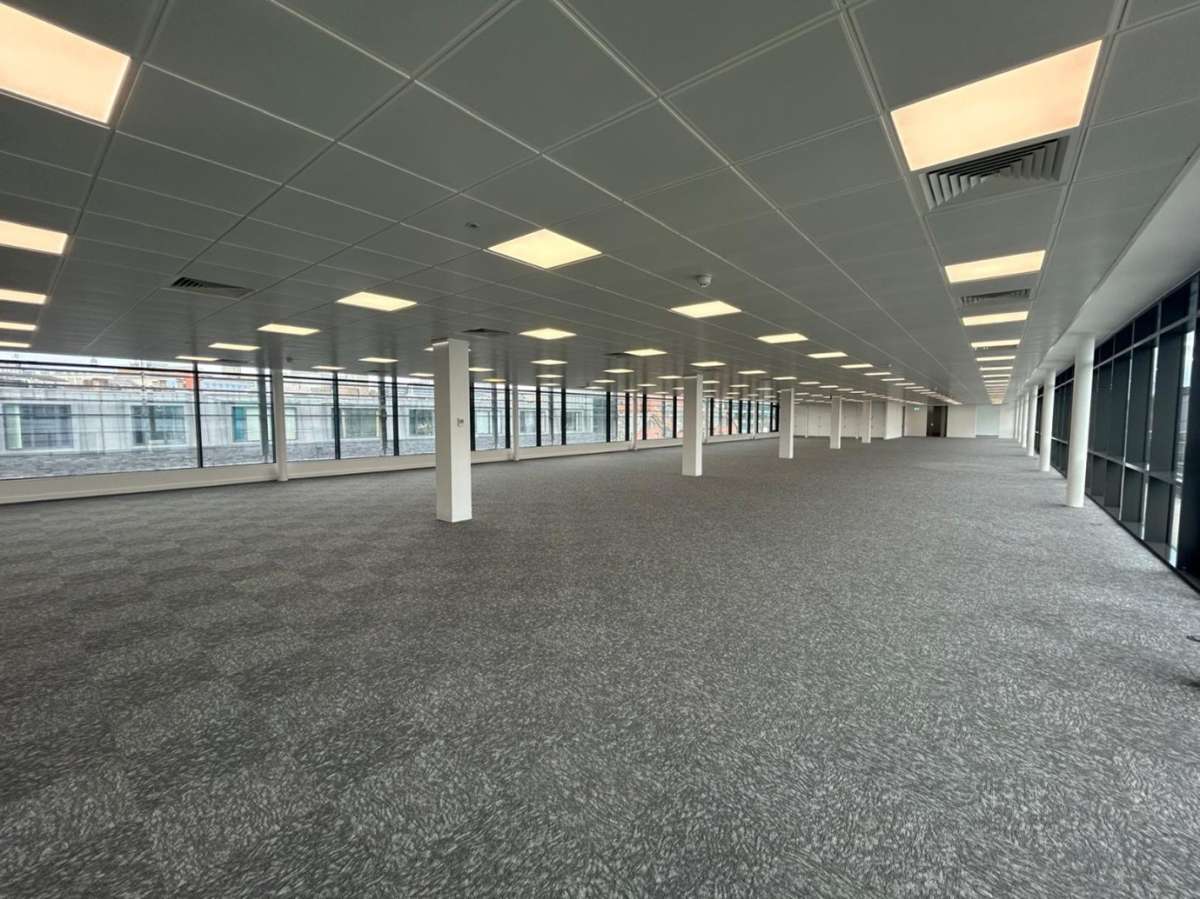 Office in Sheffield - photo 2