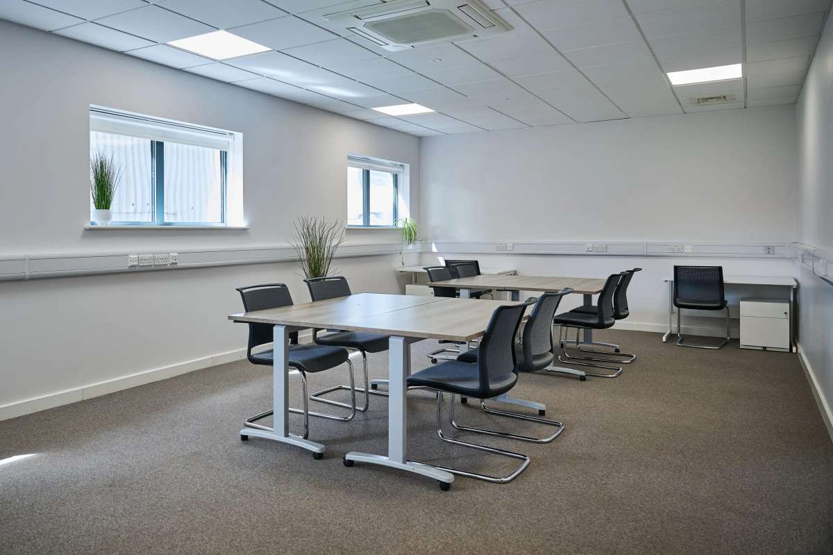 Office in Peterborough - photo 2