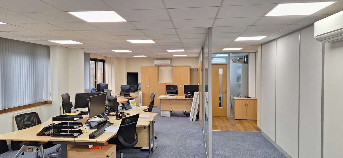 Office in Horsham - photo 3