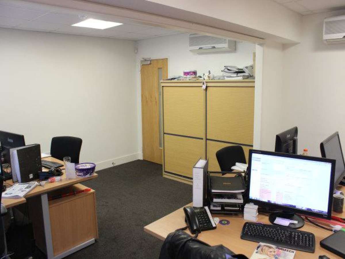 Office in The Courtyard - photo 2