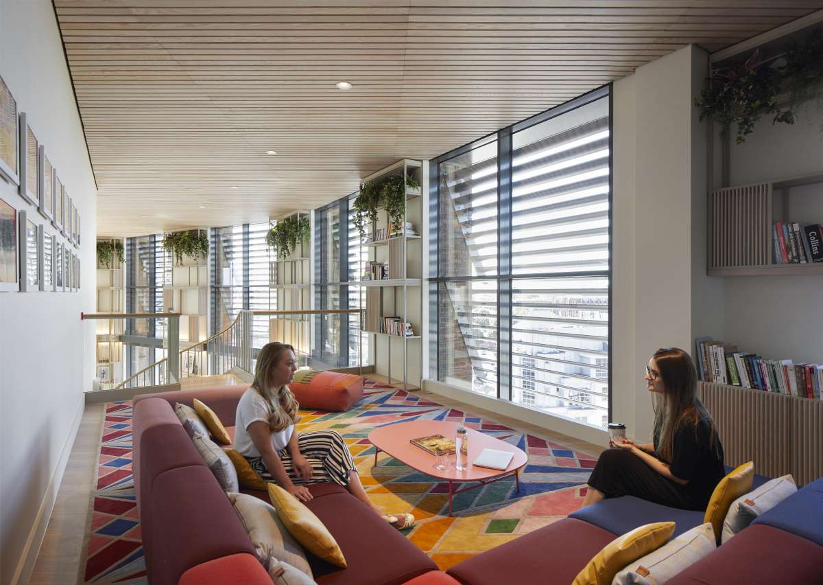 Office in London - photo 4