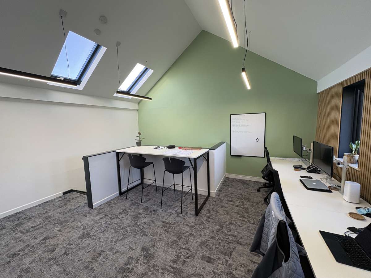 Office in Hedge End - photo 4