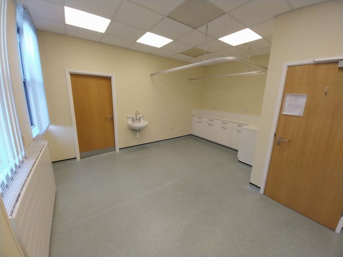 Office in Lincoln - photo 4