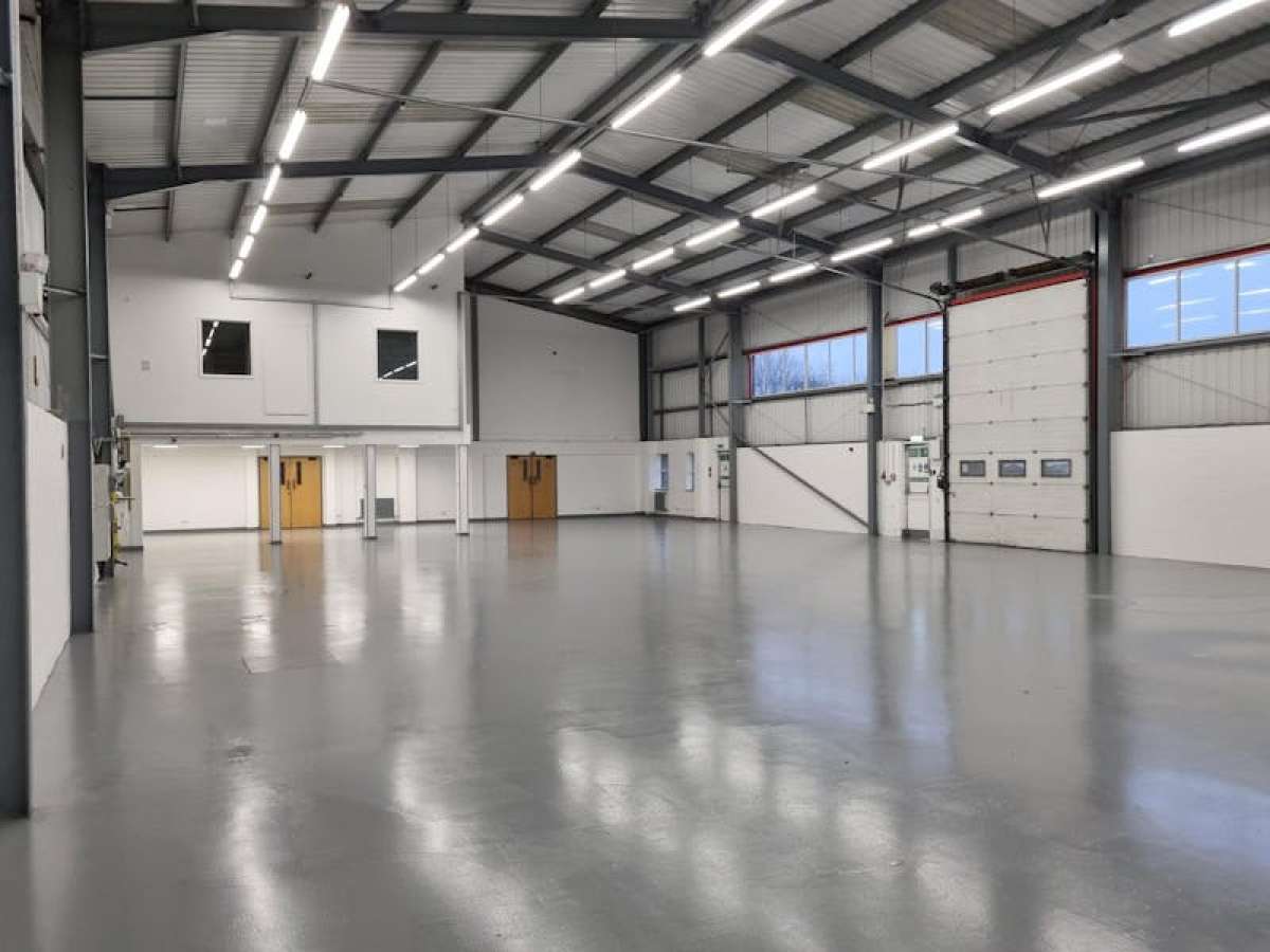 Office in Bournemouth - photo 3