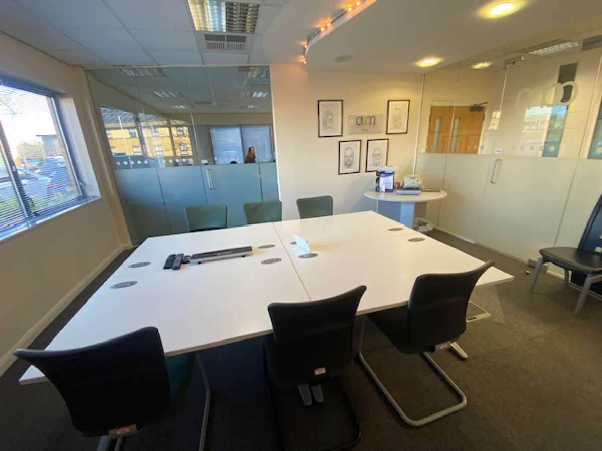 Office in Eaton Socon - photo 2