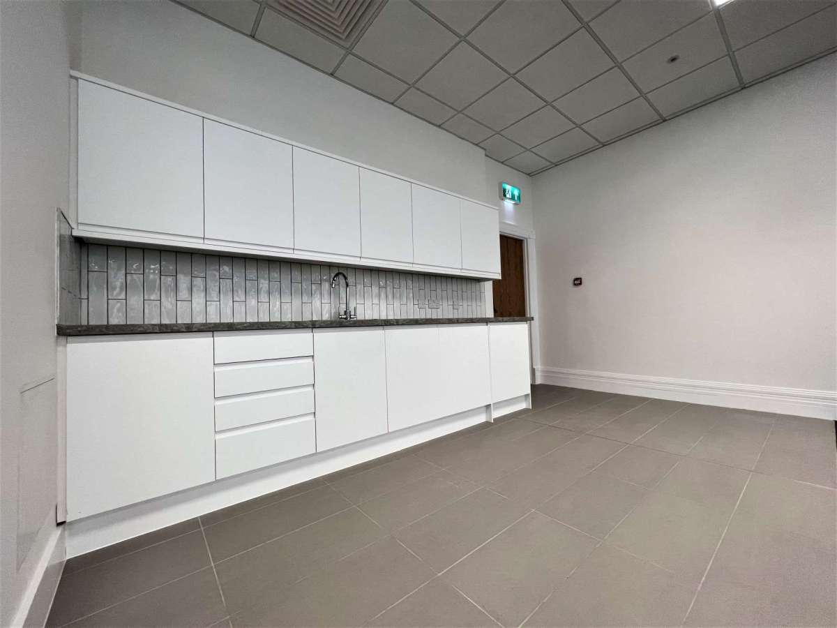 Office in Newcastle Upon Tyne - photo 3