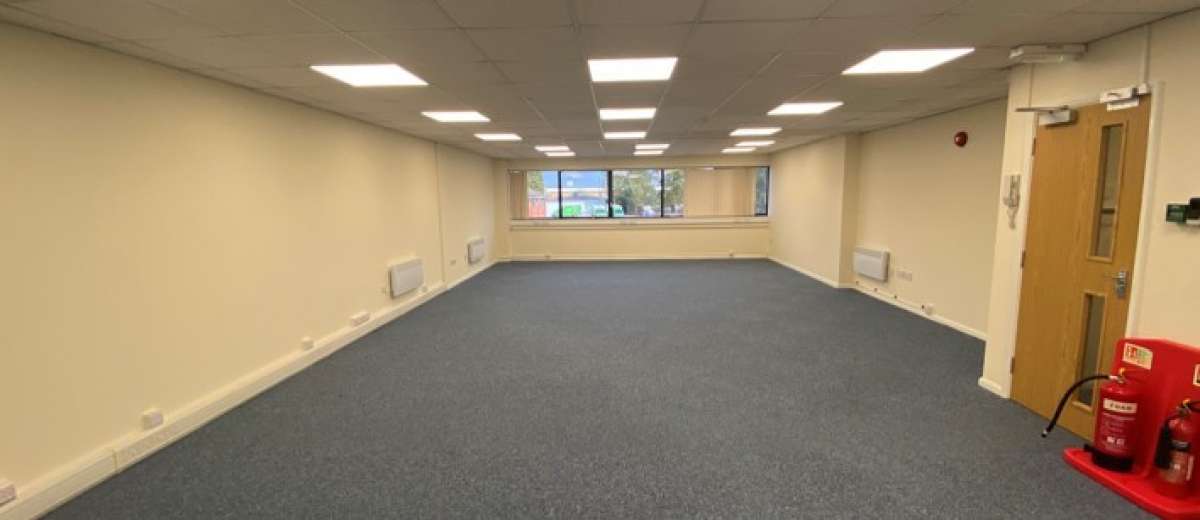 Office in Derby - photo 2