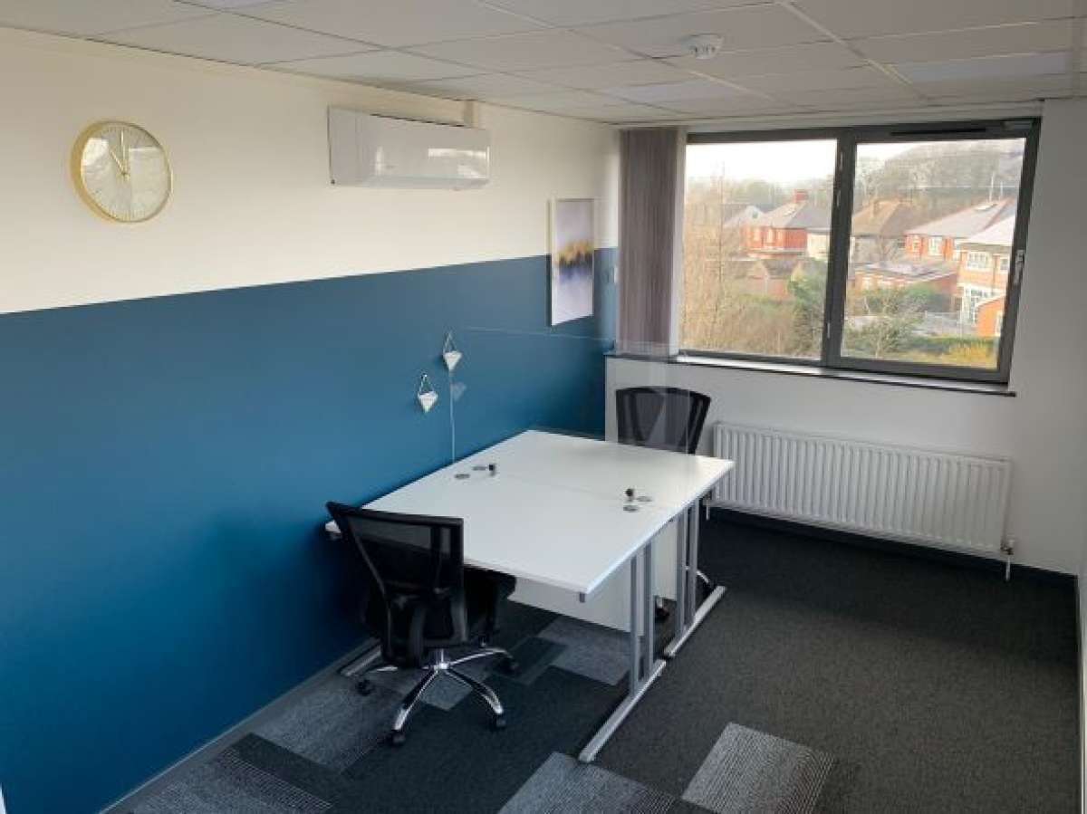 Office in Bradford - photo 4