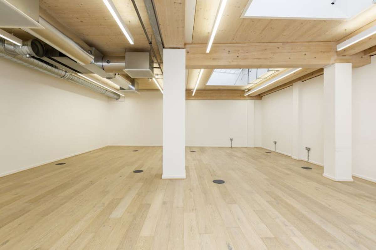 Office in London - photo 2