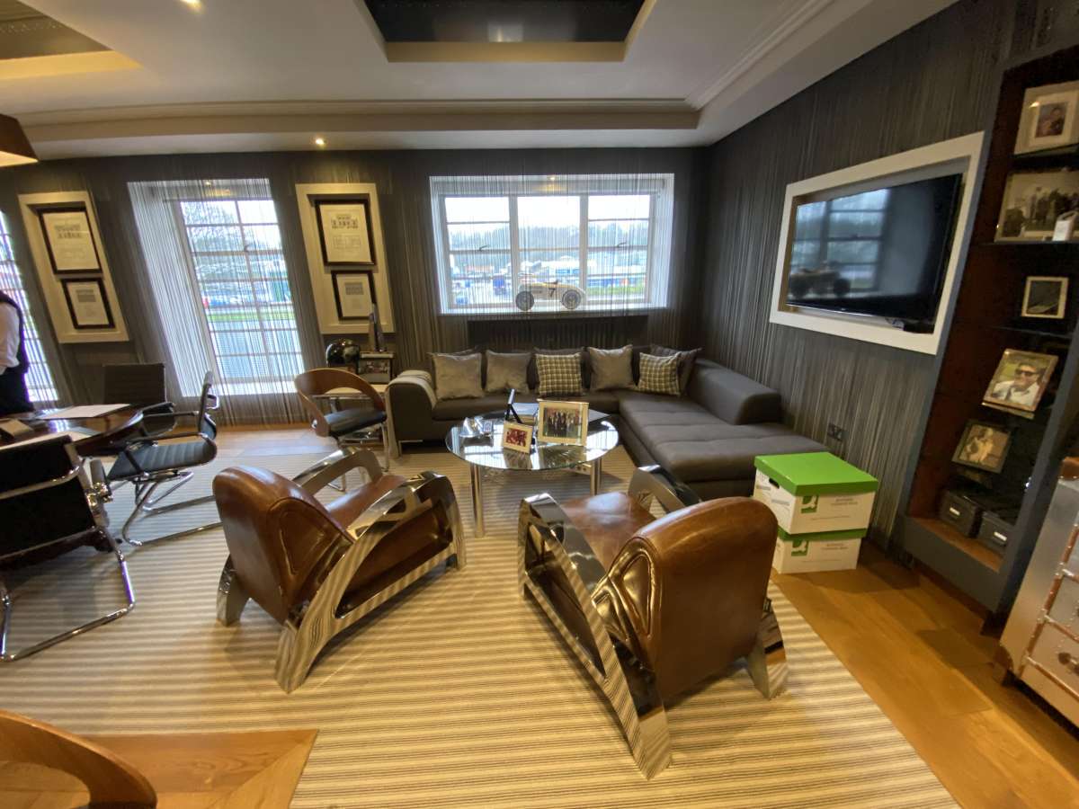 Office in Kidderminster - photo 3