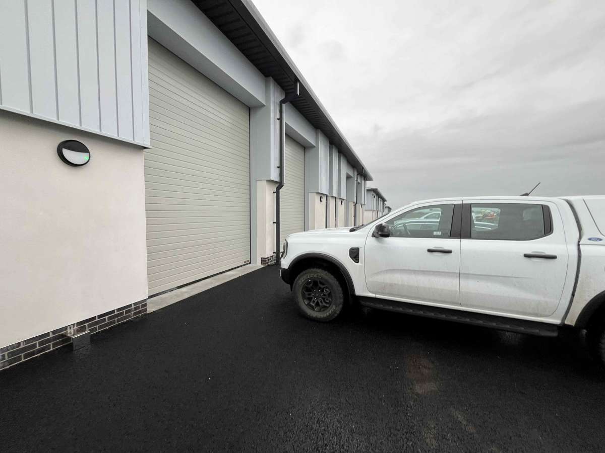 Office in Wadebridge - photo 2