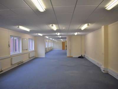 Office in Gillingham - photo 3