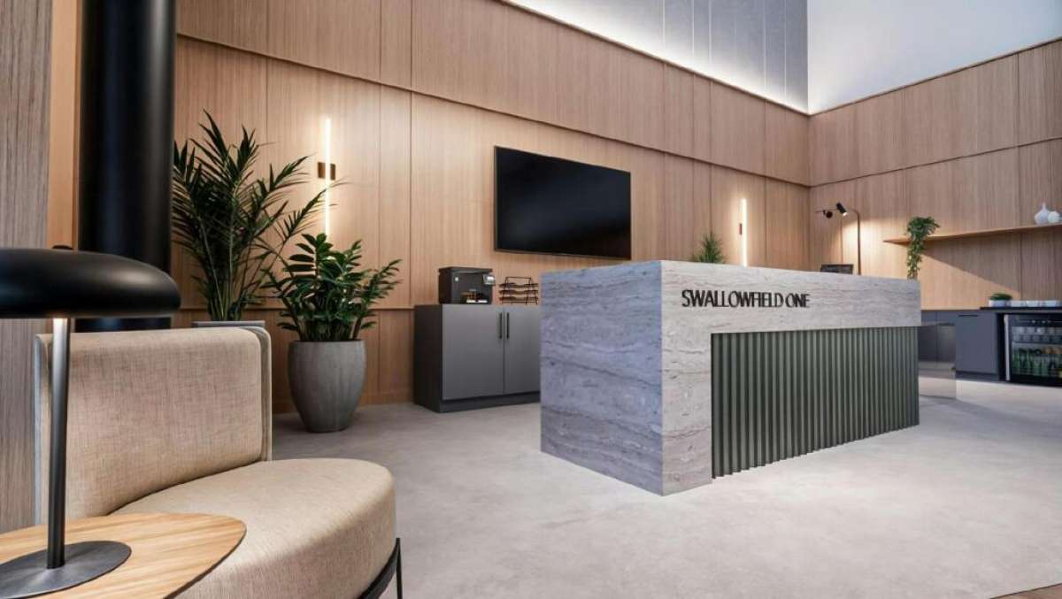 Office in Oldbury - photo 2