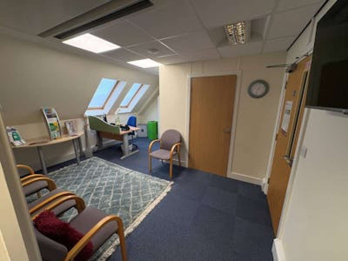 Office in Fareham - photo 2