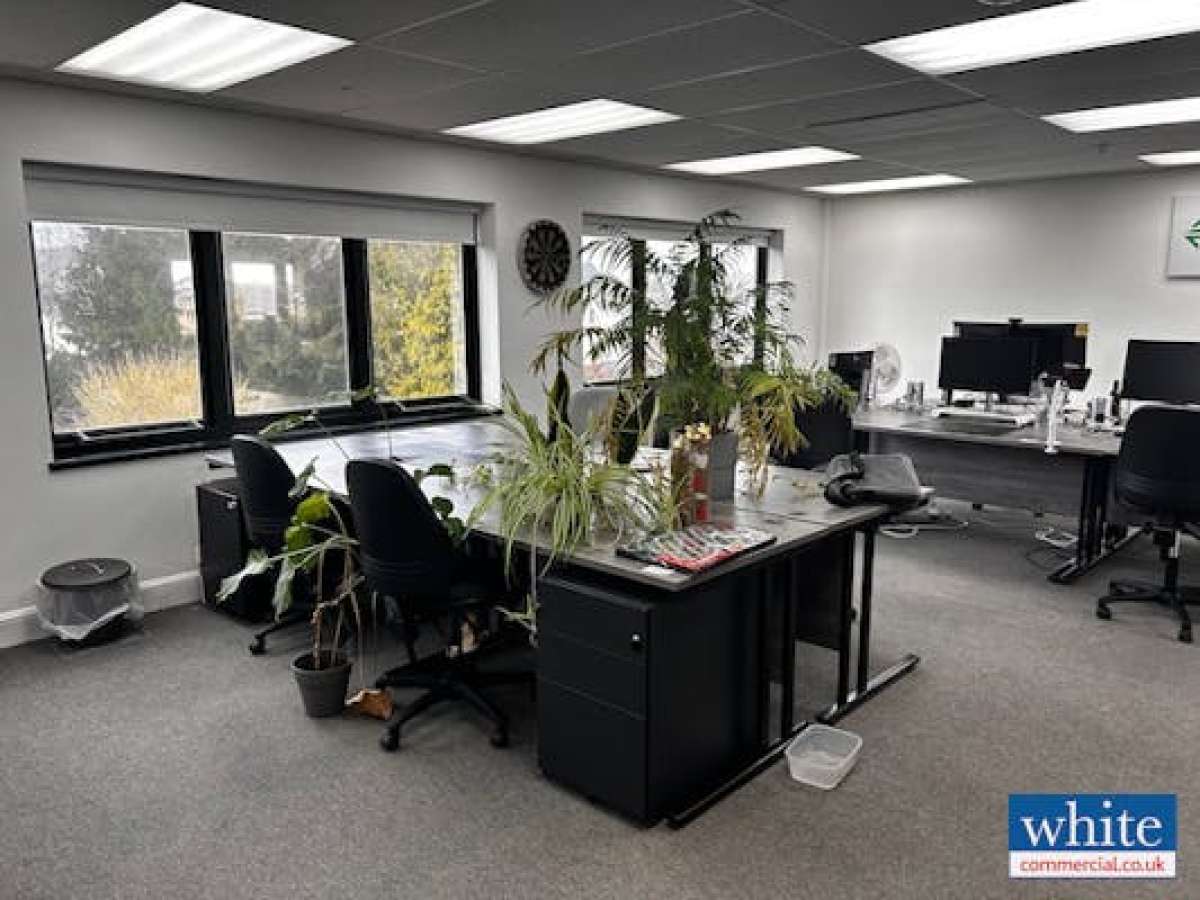 Office in Banbury - photo 2