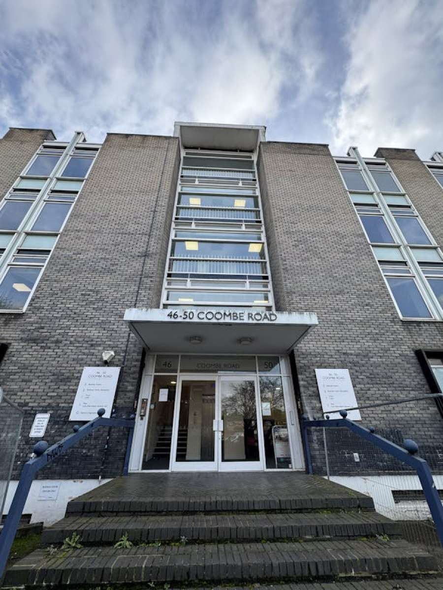 Office in New Malden - photo 2