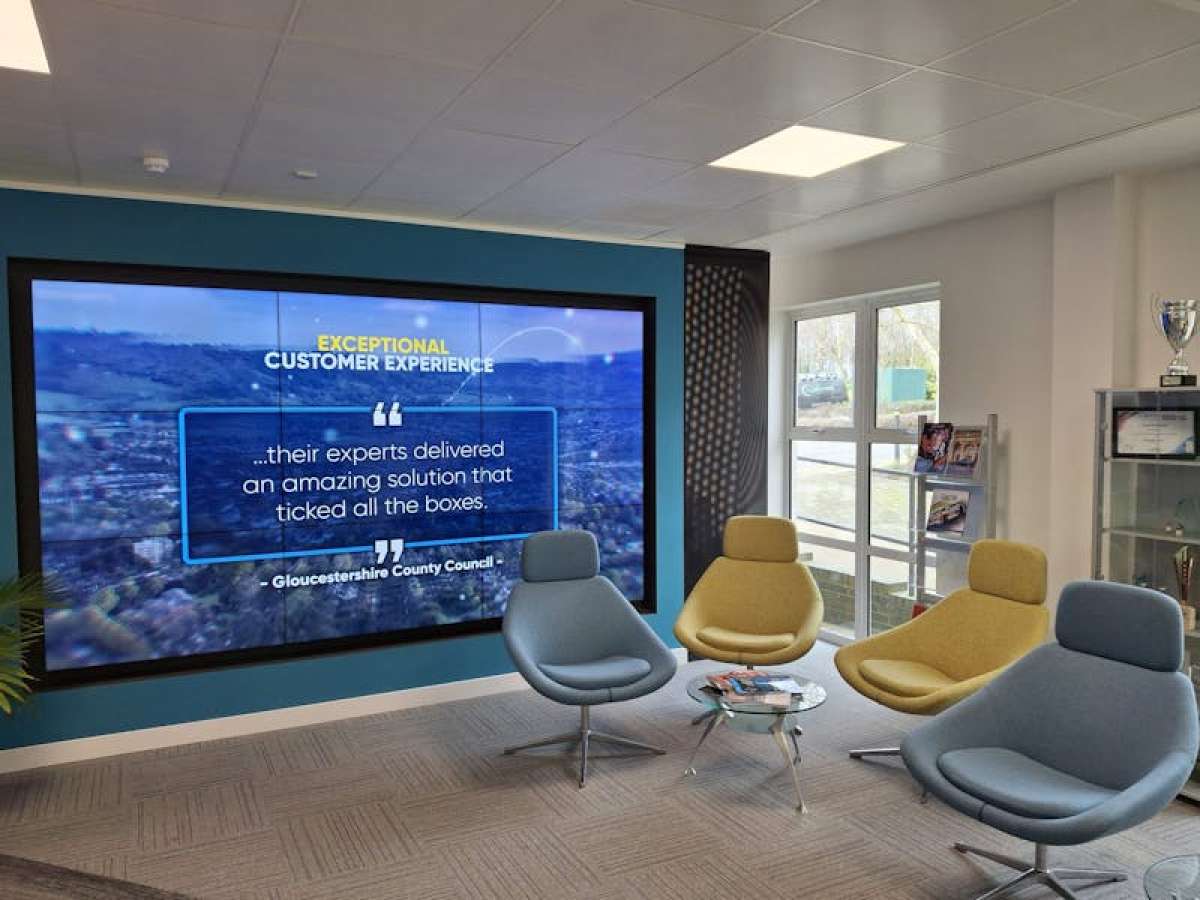 Office in Reading - photo 3