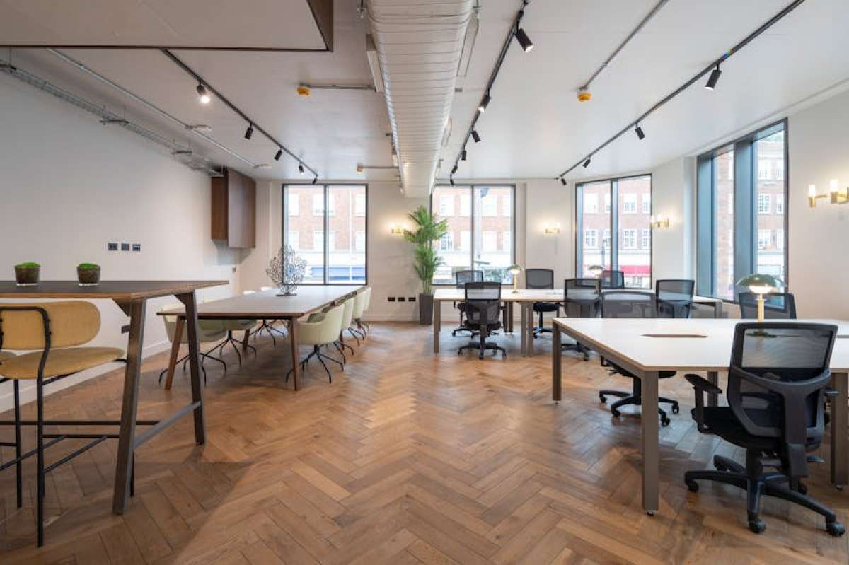 Office in London - photo 2