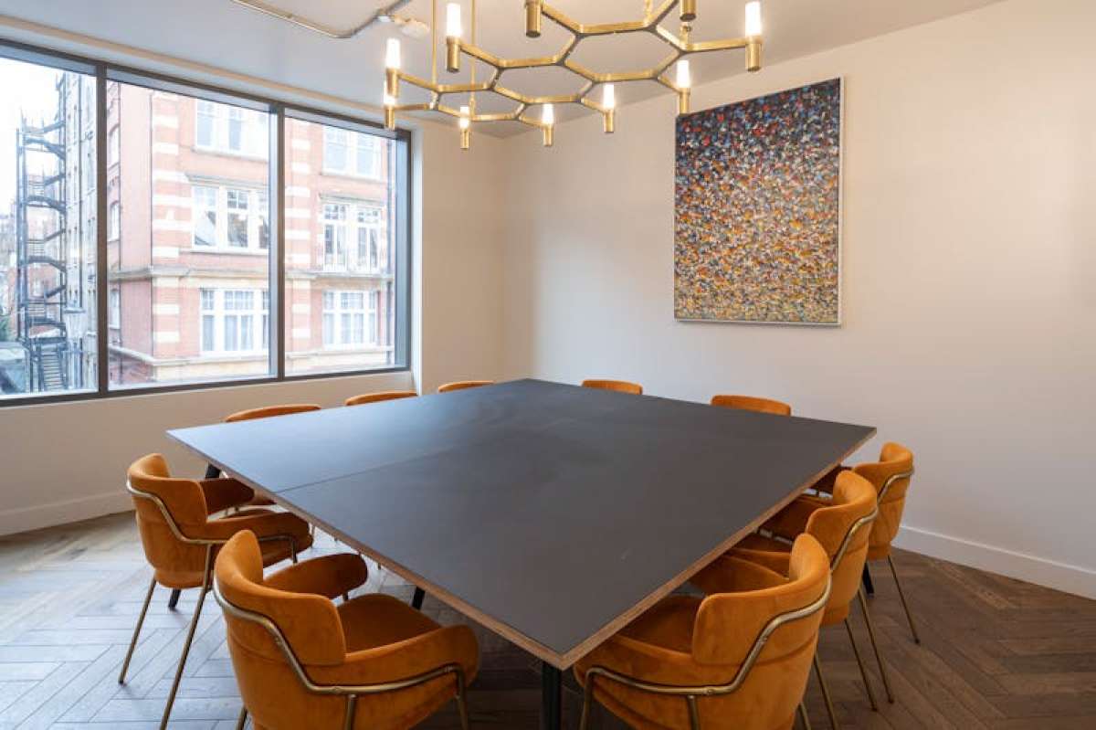 Office in London - photo 3