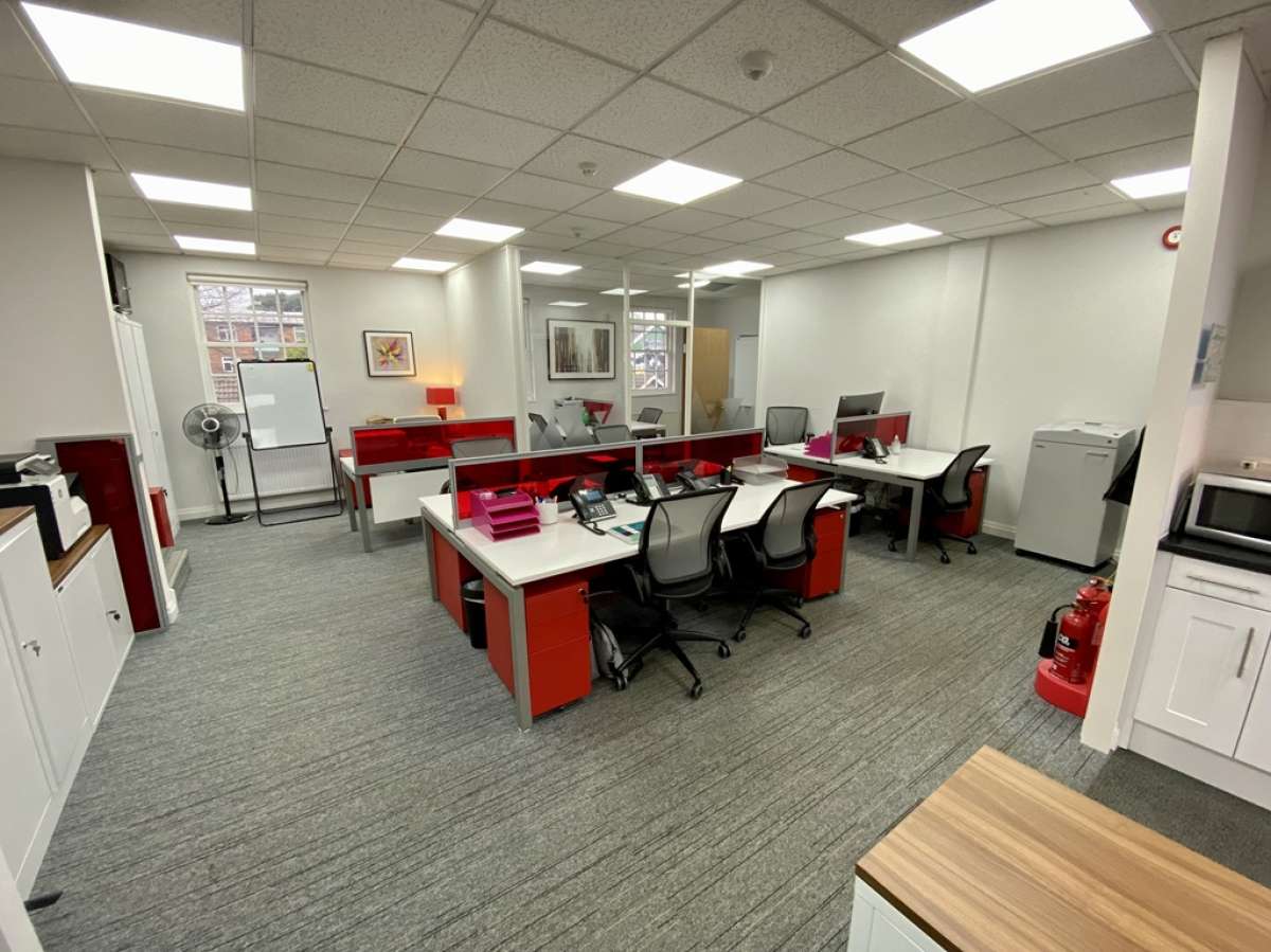 Office in Worcester - photo 2