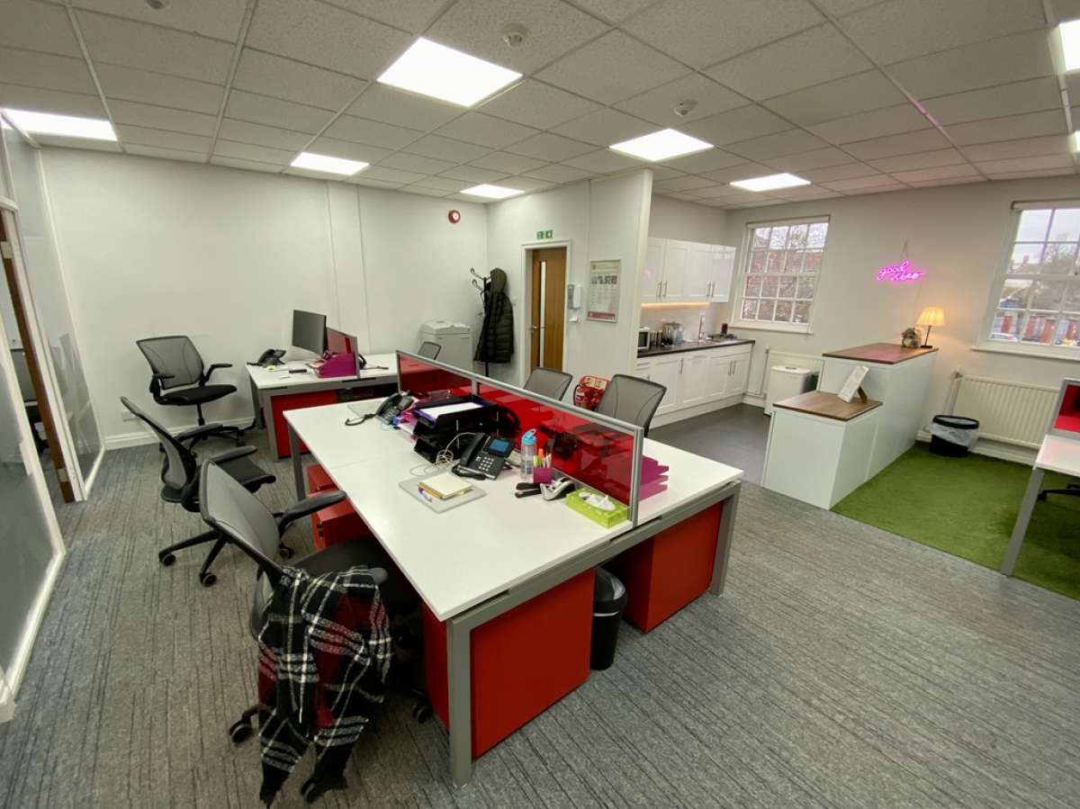 Office in Worcester - photo 3
