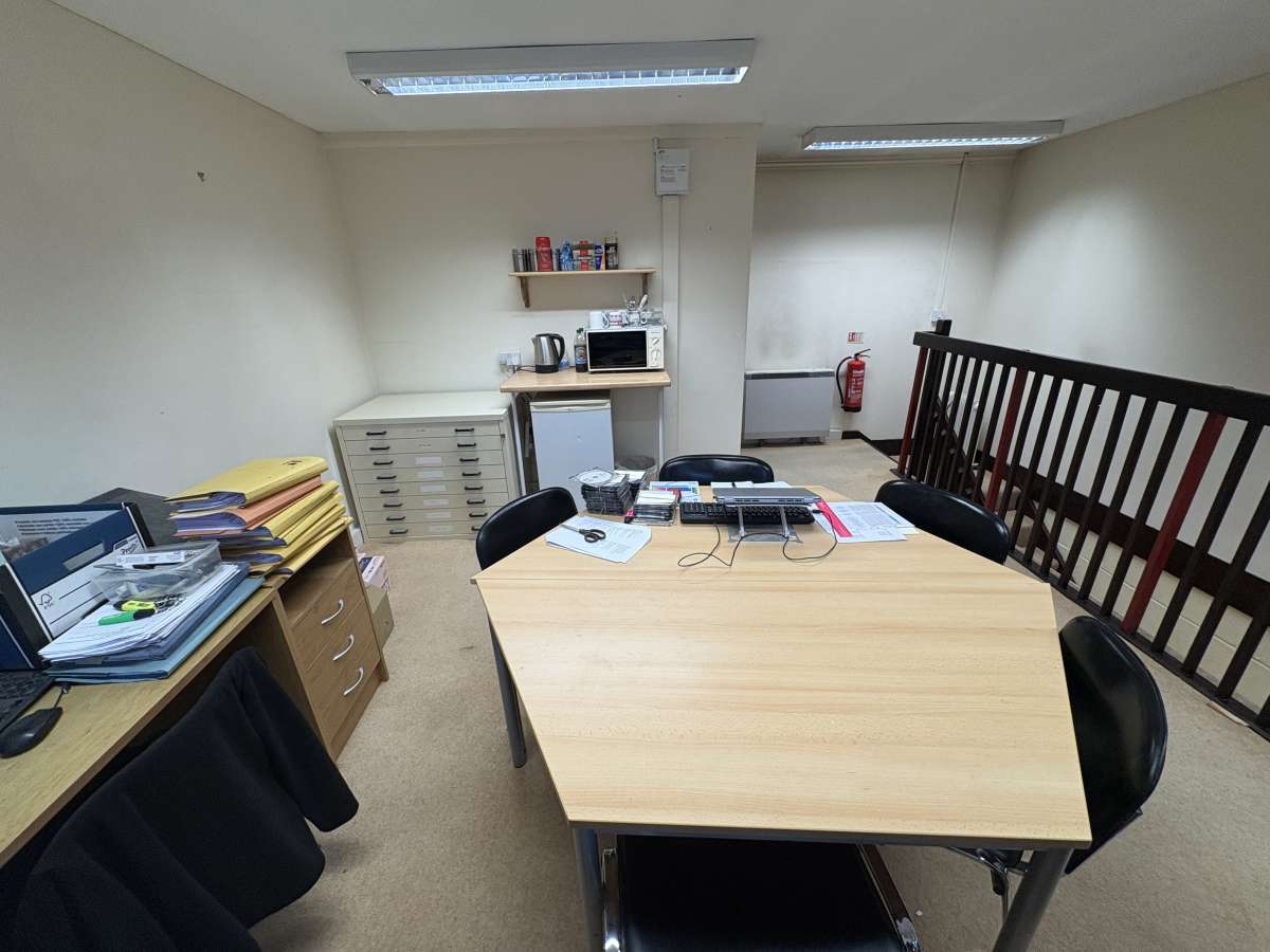 Office in Southampton - photo 2