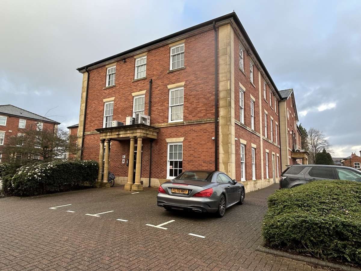 Office in Derby - photo 4