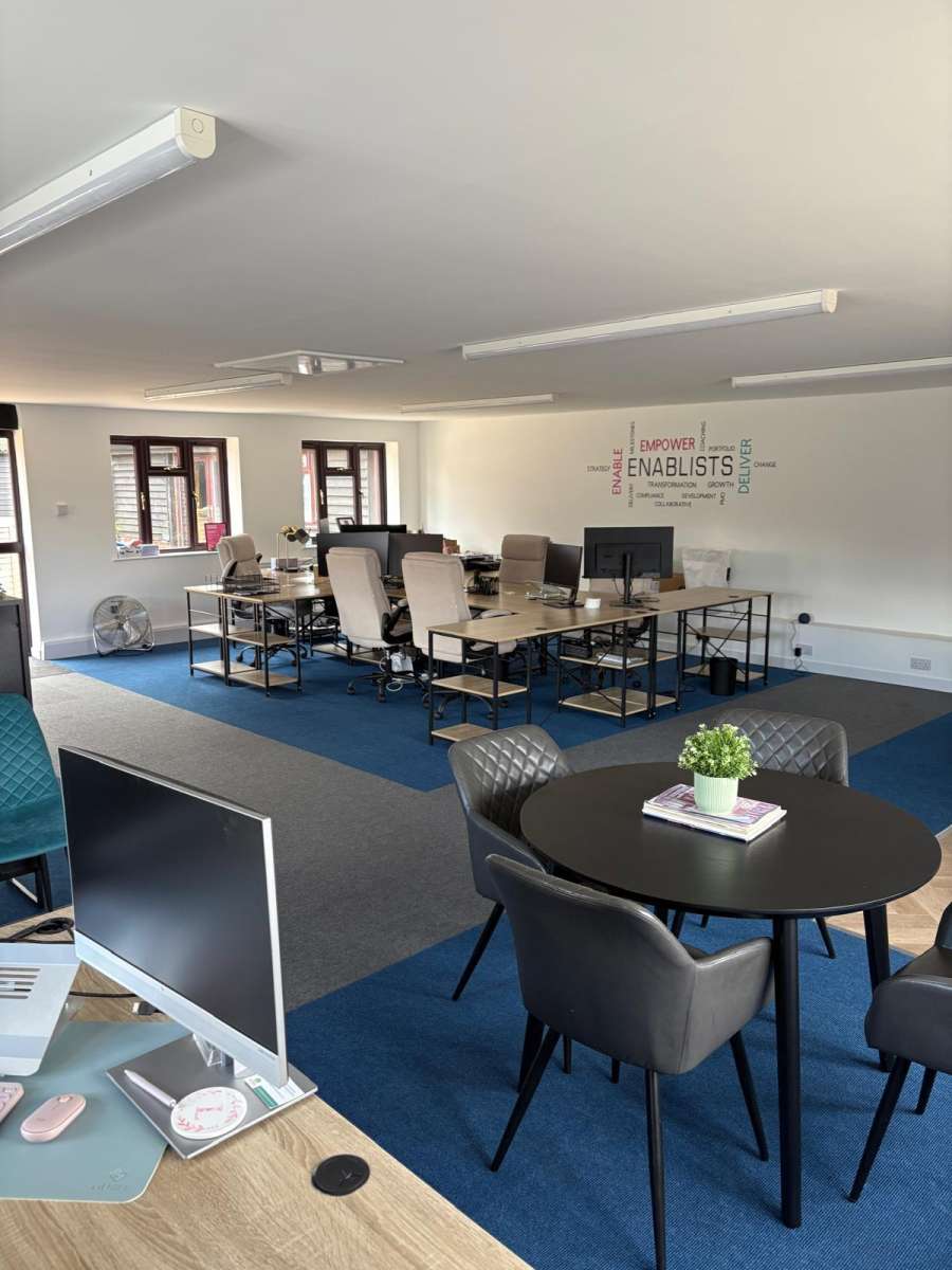 Office in Southampton - photo 4