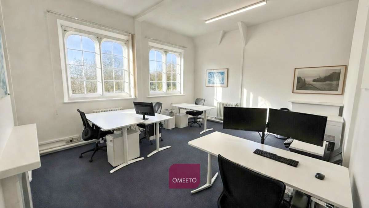 Office in Derby - photo 2