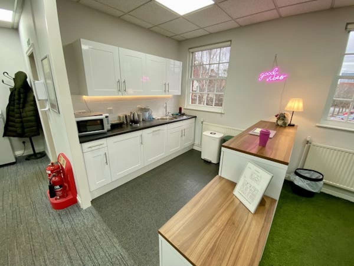 Office in Worcester - photo 4