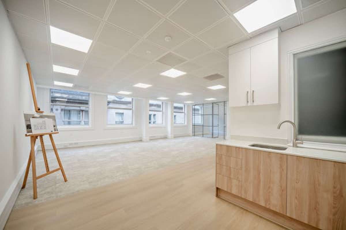 Office in London - photo 4