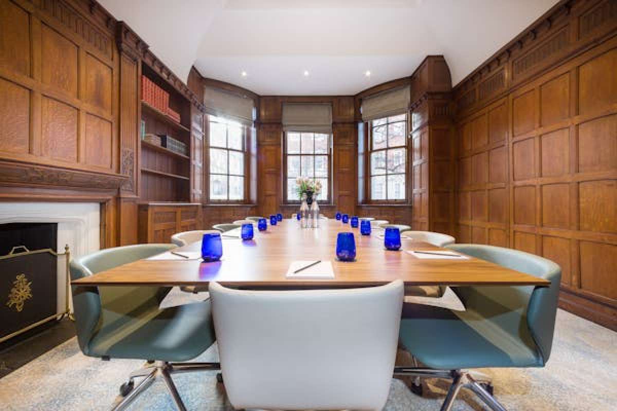 Office in London - photo 2