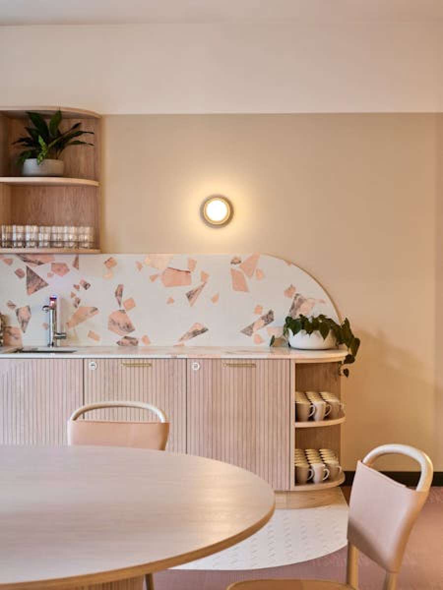 Office in London - photo 3