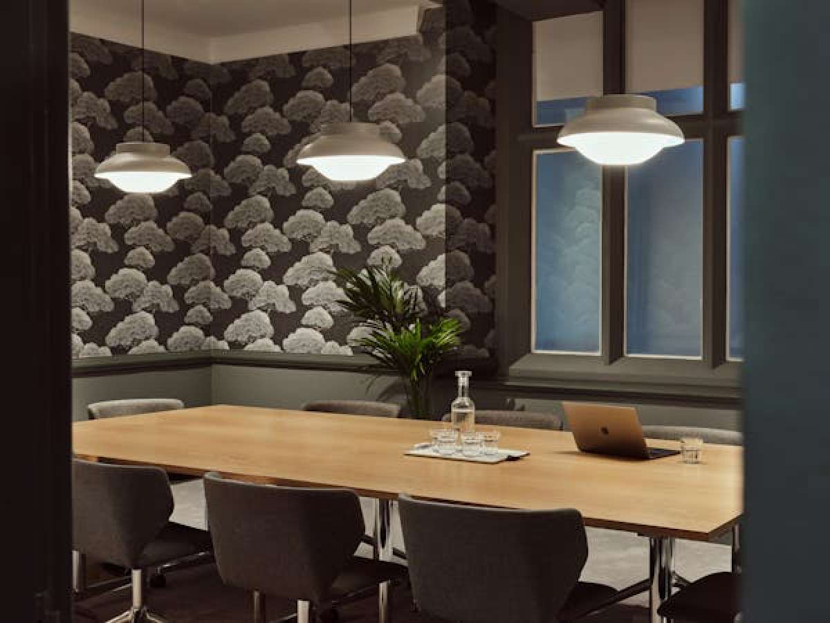 Office in London - photo 3