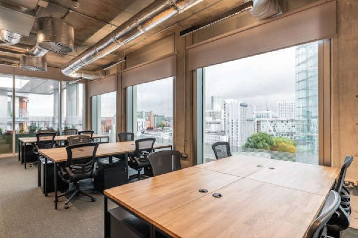 Office in Manchester - photo 4