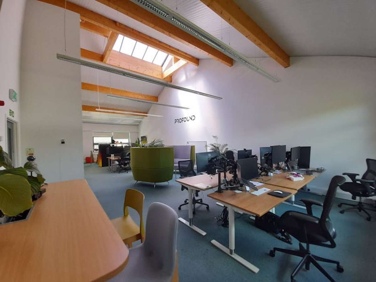 Office in Basingstoke - photo 4