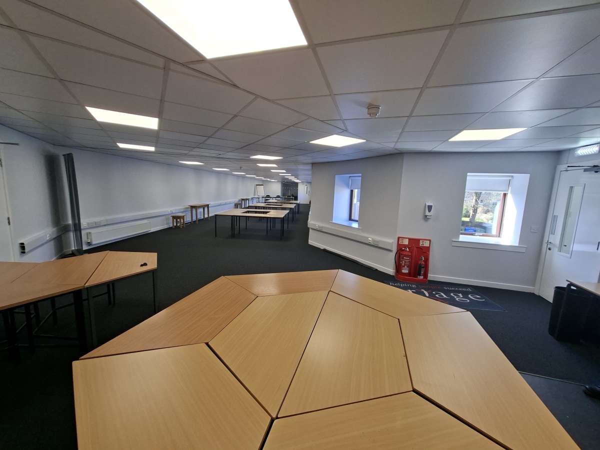 Office in Stirling - photo 3