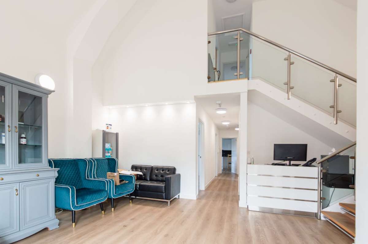 Office in Poole - photo 2