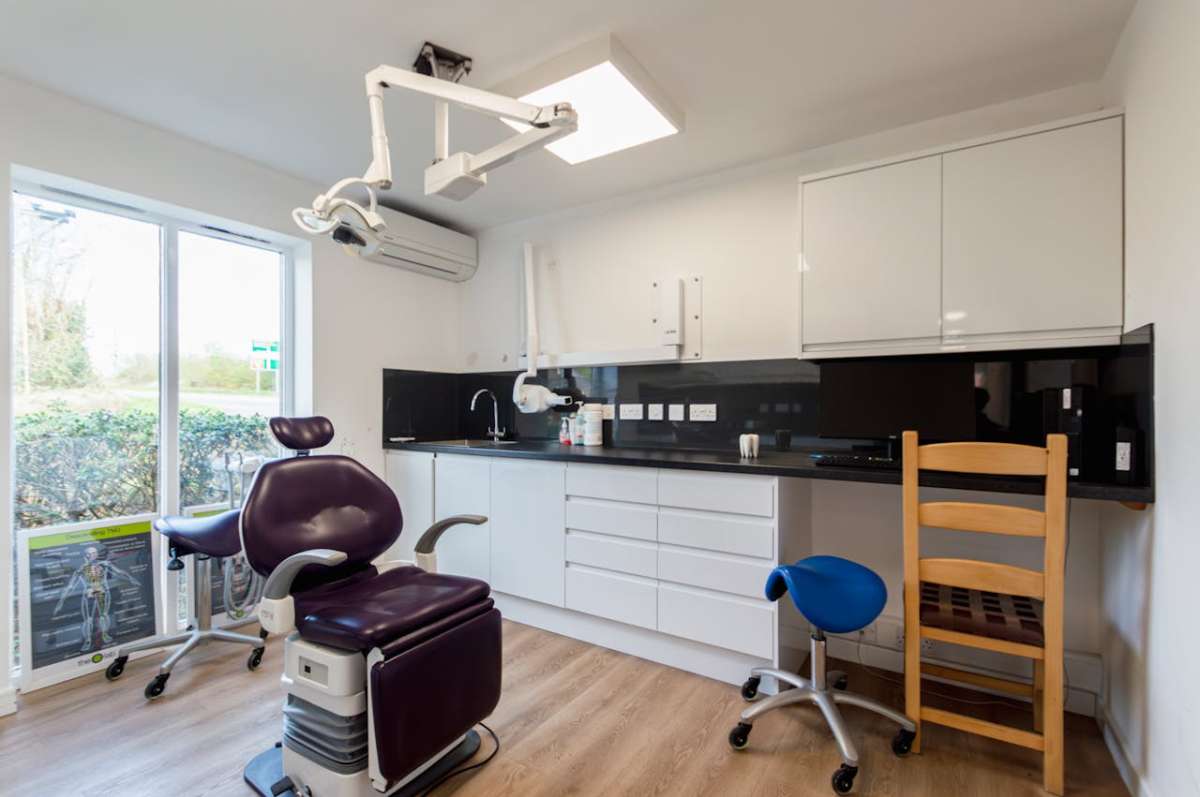 Office in Poole - photo 4