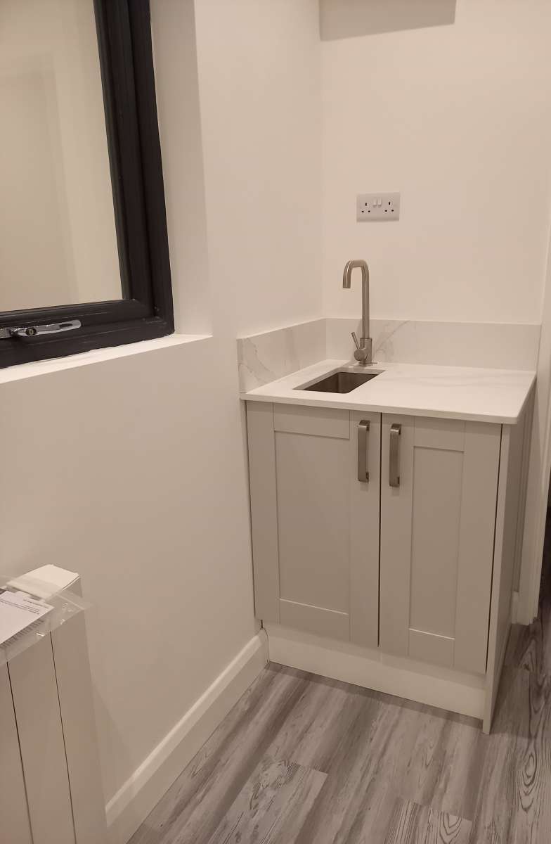 Office in Stevenage - photo 2