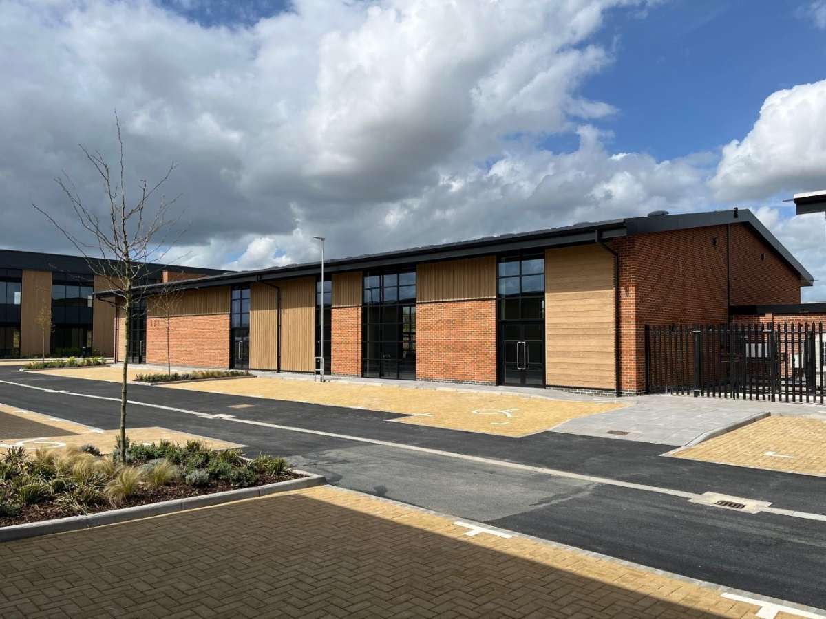 Office in Colchester - photo 3