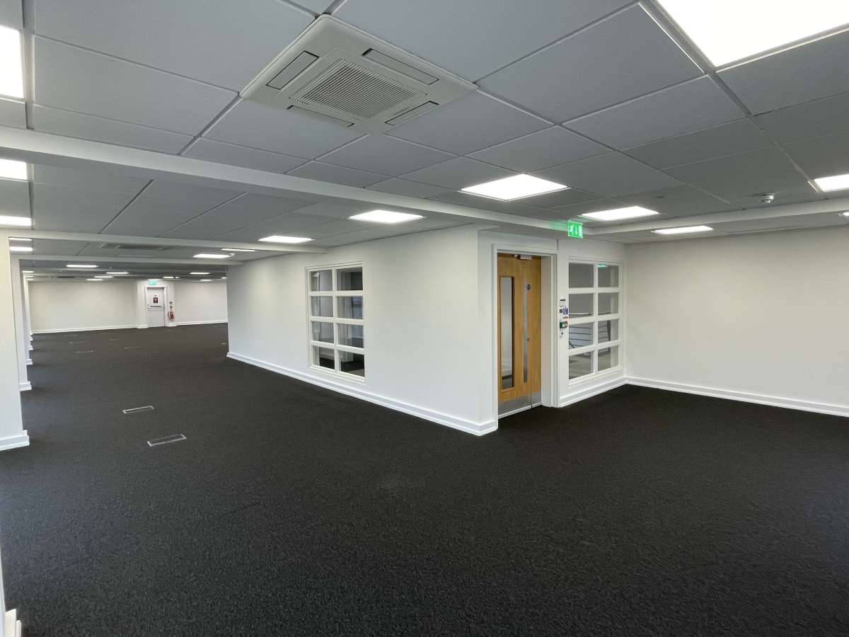 Office in Cambridge - photo 3