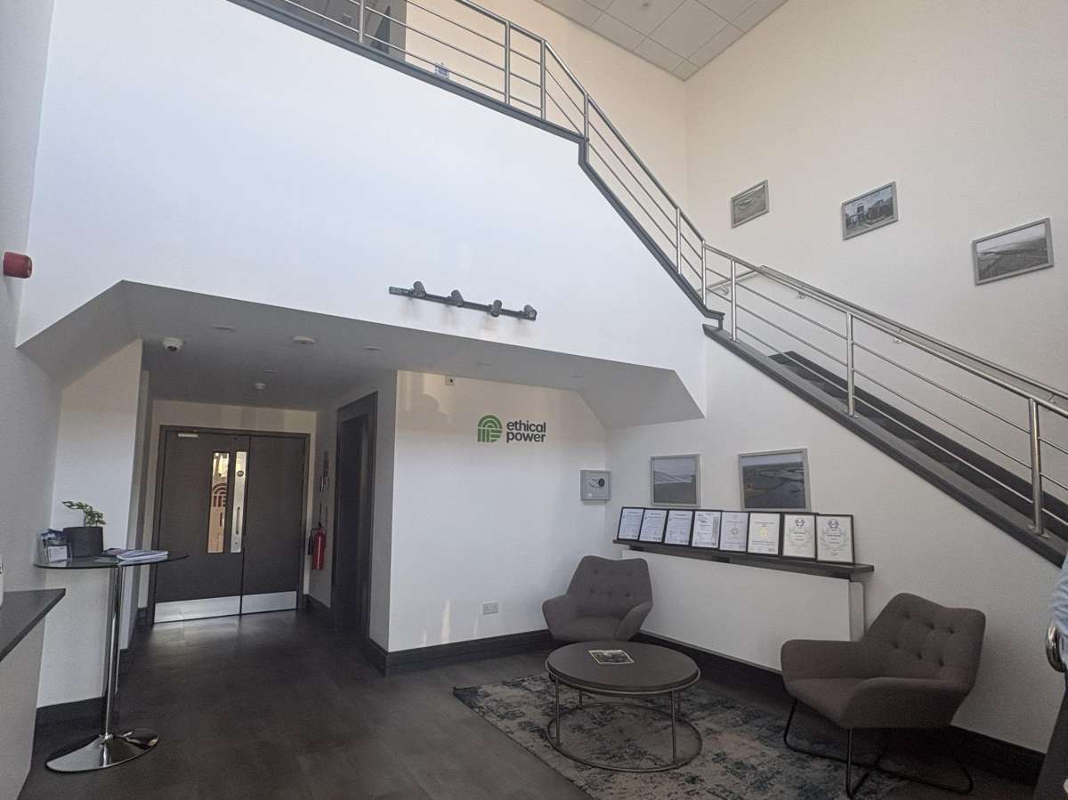 Office in Stoke Gifford - photo 2