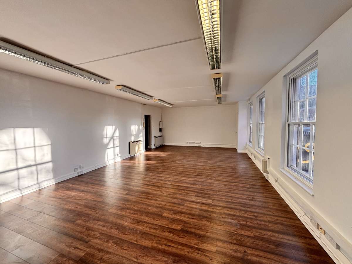 Office in Norwich - photo 4