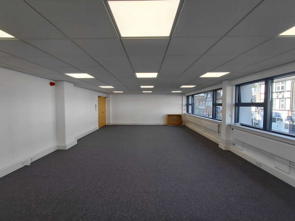 Office in Caterham - photo 4