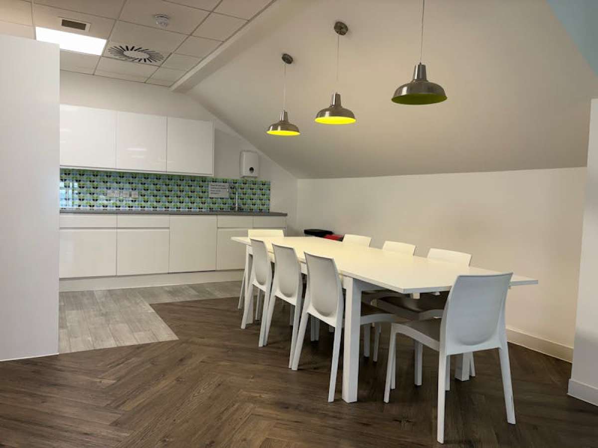 Office in Southampton - photo 4